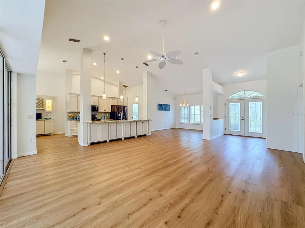 4415 HIGHLAND OAKS CIRCLE Sarasota, FL 34235