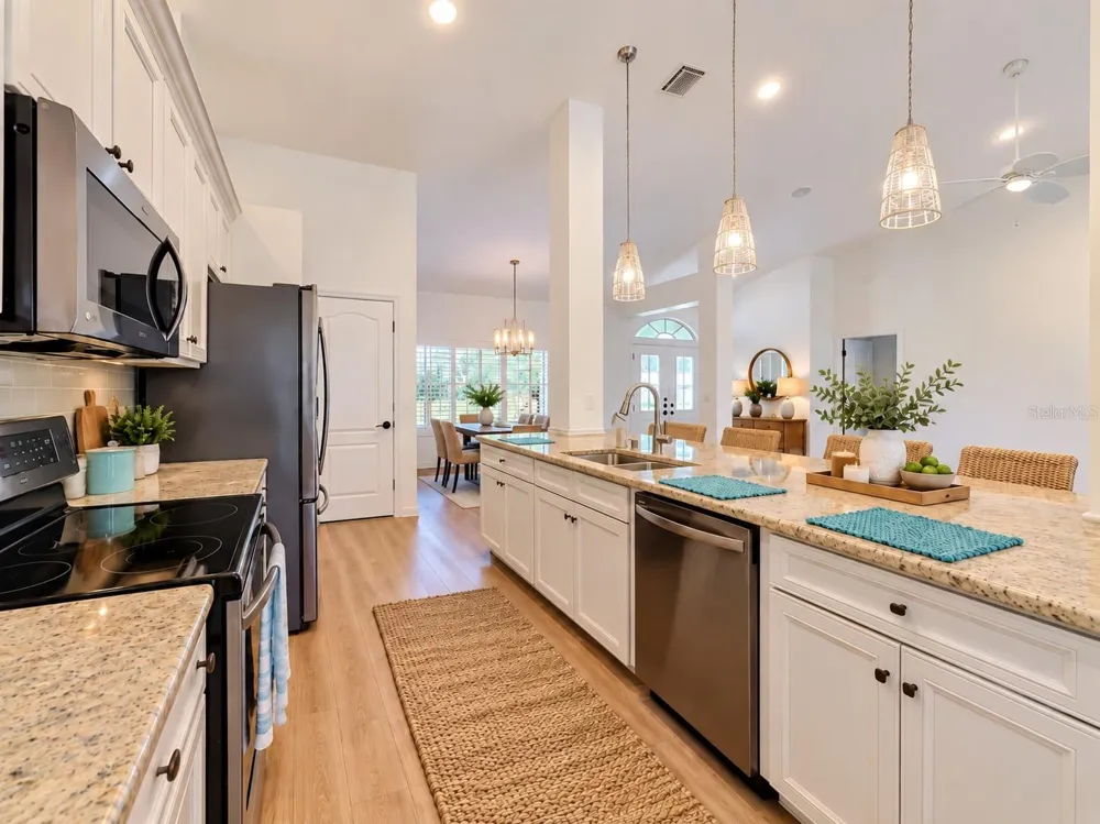 4415 HIGHLAND OAKS CIRCLE Sarasota, FL 34235