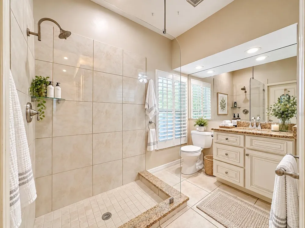 4415 HIGHLAND OAKS CIRCLE Sarasota, FL 34235