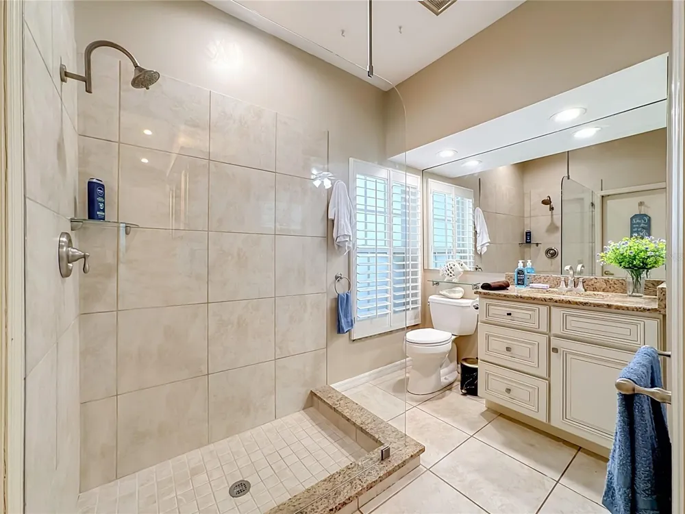 4415 HIGHLAND OAKS CIRCLE Sarasota, FL 34235