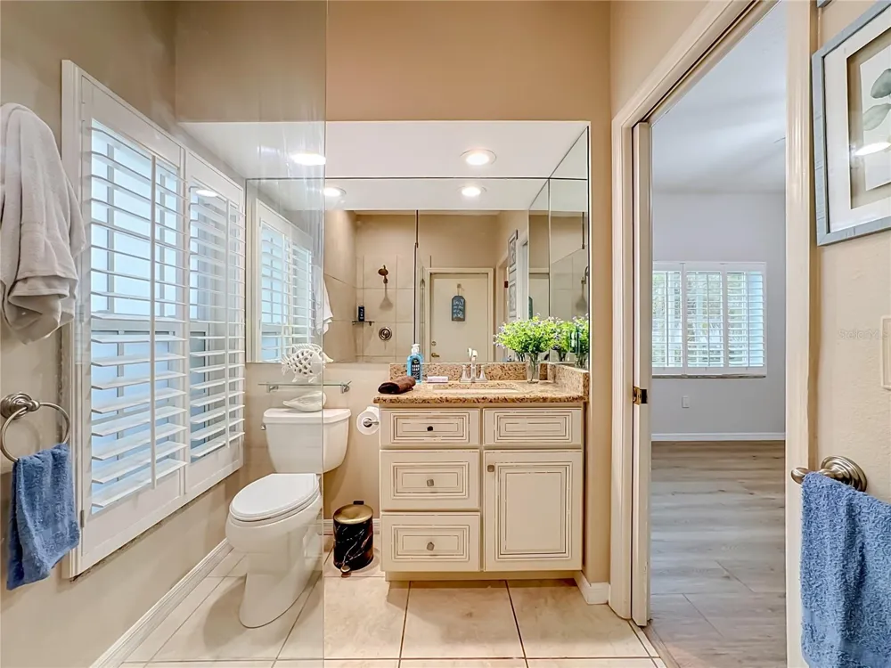4415 HIGHLAND OAKS CIRCLE Sarasota, FL 34235