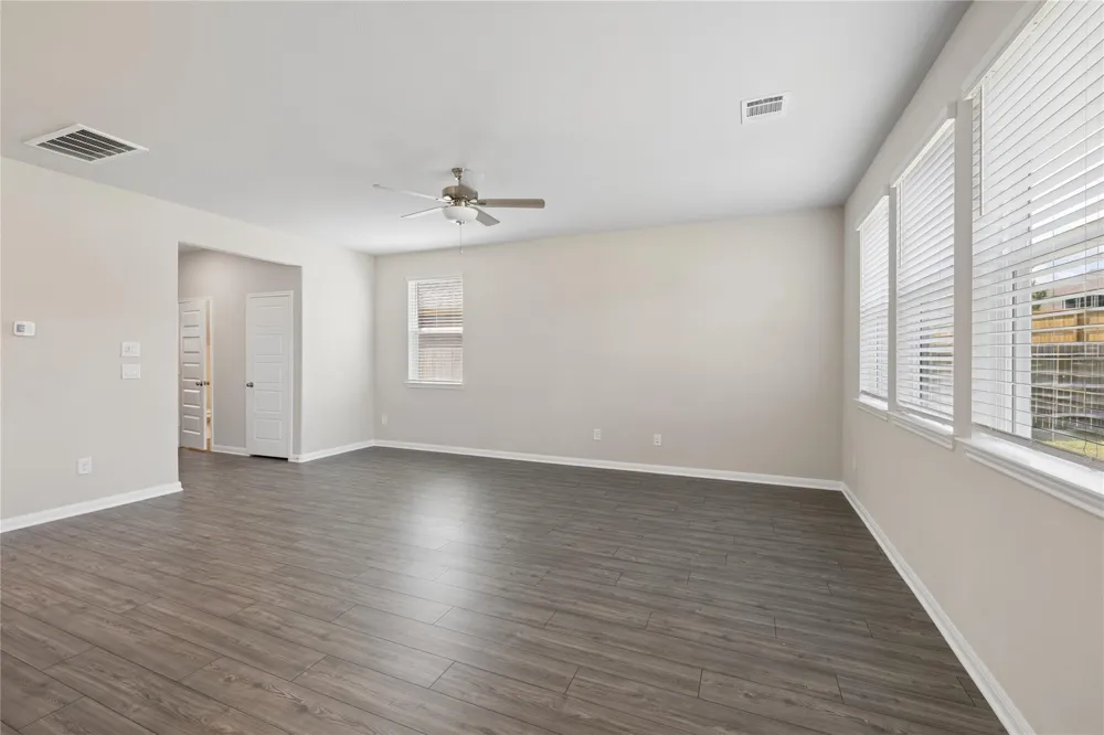 2046 West Darlington Oak Ct Conroe, TX 77304