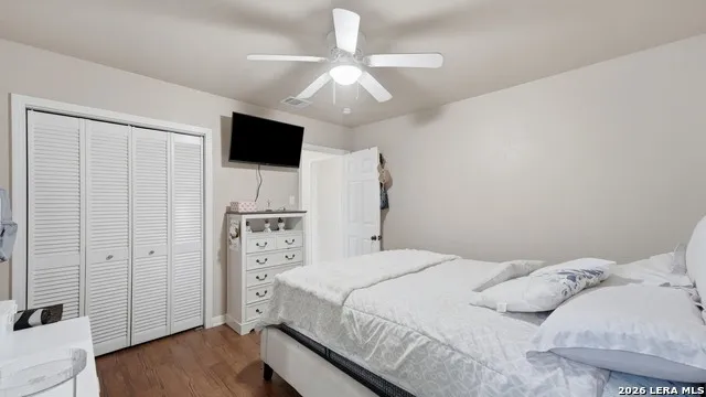 222 LAURELWOOD DR San Antonio, TX 78213