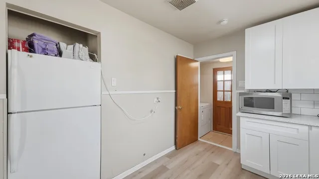 222 LAURELWOOD DR San Antonio, TX 78213