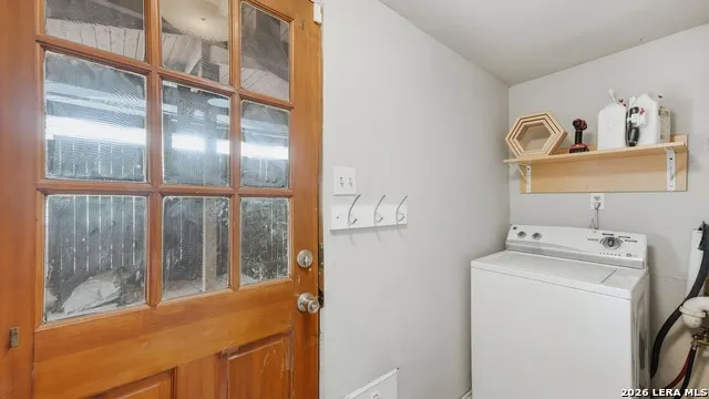 222 LAURELWOOD DR San Antonio, TX 78213