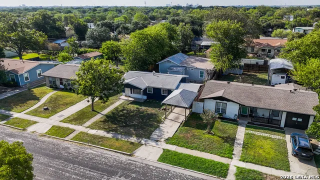 222 LAURELWOOD DR San Antonio, TX 78213
