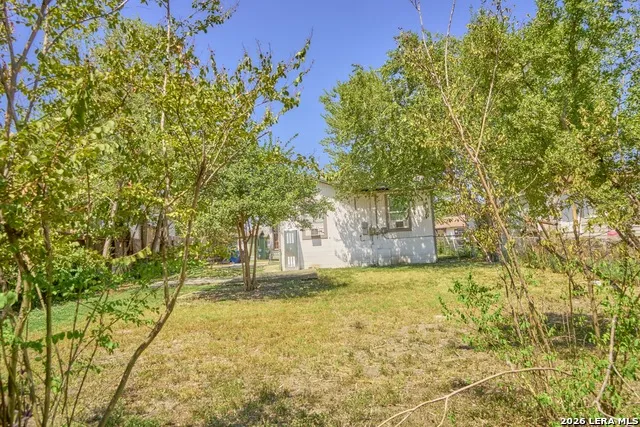 2346 Burnet St. San Antonio, TX 78202