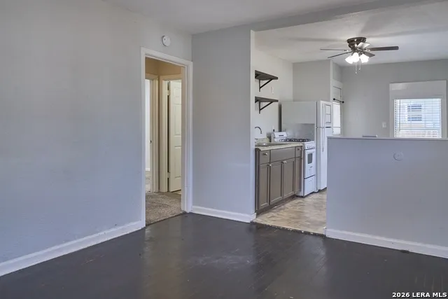 2346 Burnet St. San Antonio, TX 78202