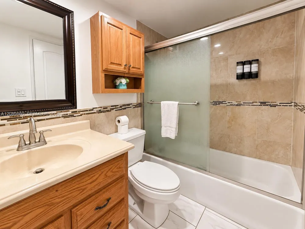 3901 S Ocean Dr #5A Hollywood, FL 33019