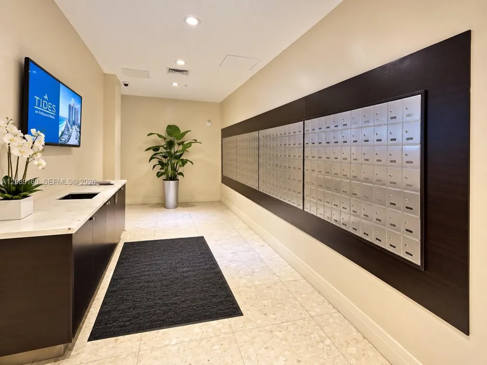 3901 S Ocean Dr #5A Hollywood, FL 33019