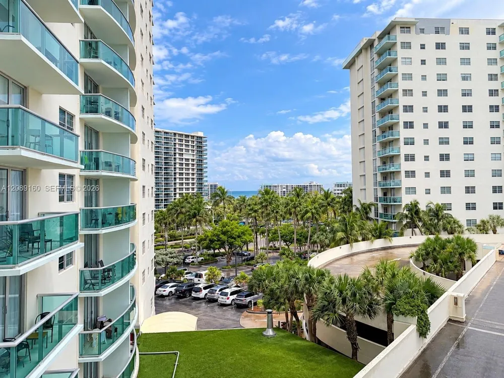 3901 S Ocean Dr #5A Hollywood, FL 33019