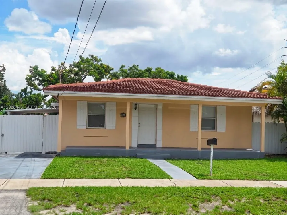 325 SW 63rd Ave #325 Miami, FL 33144