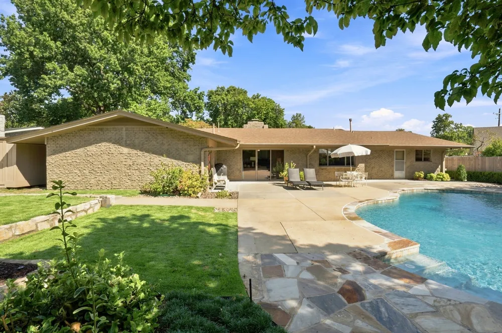 6316 E 57th Place Tulsa, OK 74135