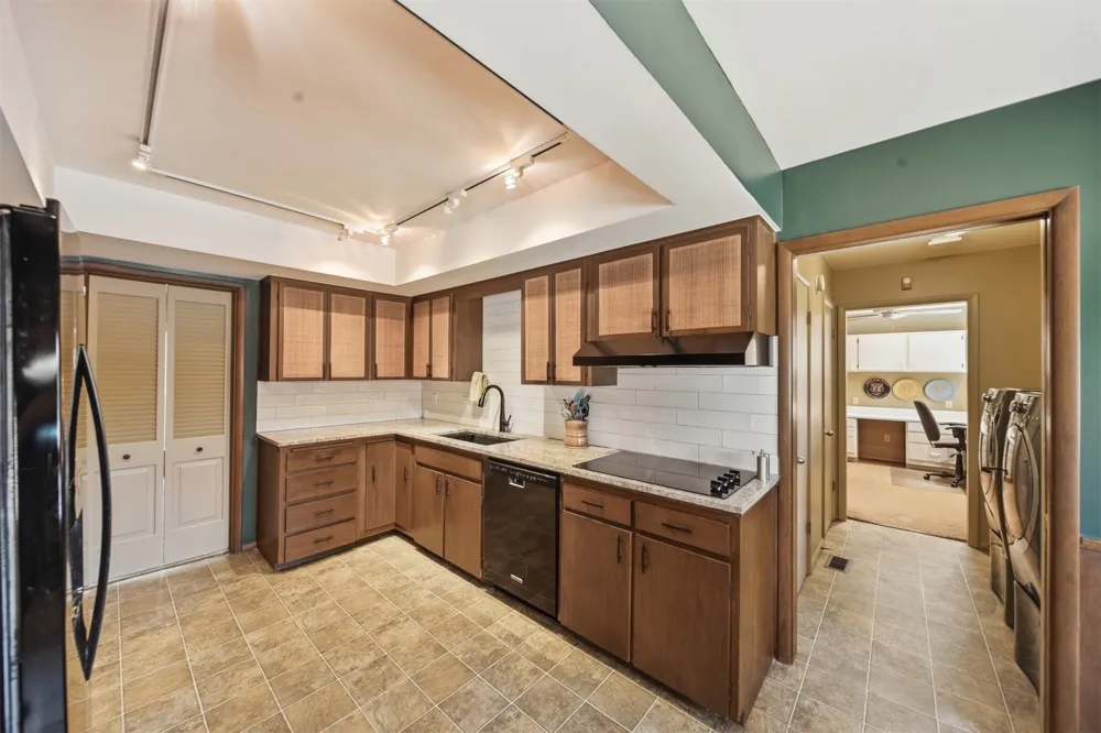 6316 E 57th Place Tulsa, OK 74135