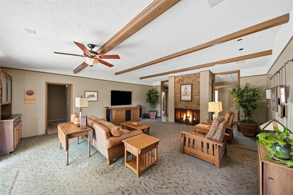 6316 E 57th Place Tulsa, OK 74135