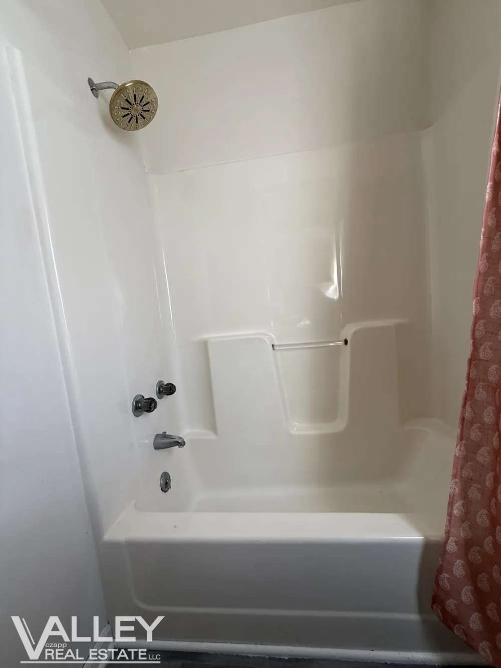 595 S River Road Thomas Township, MI 48609
