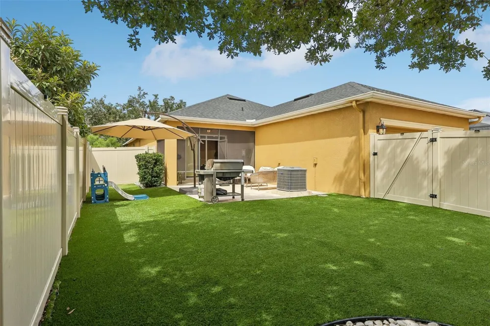 2217 LONG DERBY WAY Casselberry, FL 32707
