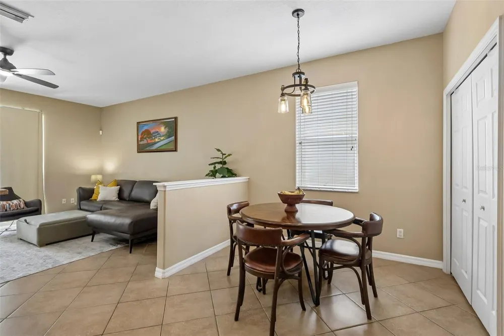 2217 LONG DERBY WAY Casselberry, FL 32707