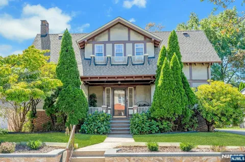 85 Spring Valley Avenue