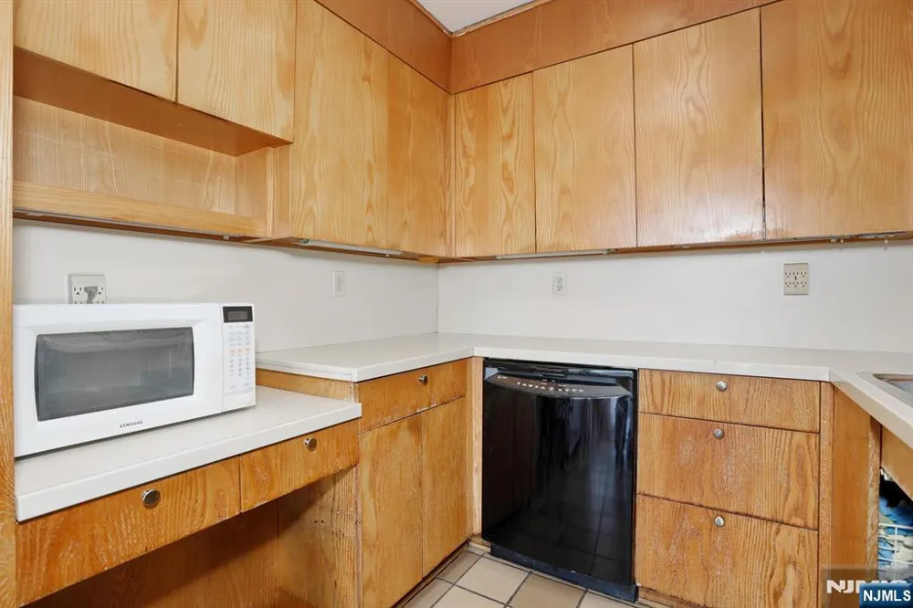 3 Horizon Road 1432 Fort Lee, NJ 07024