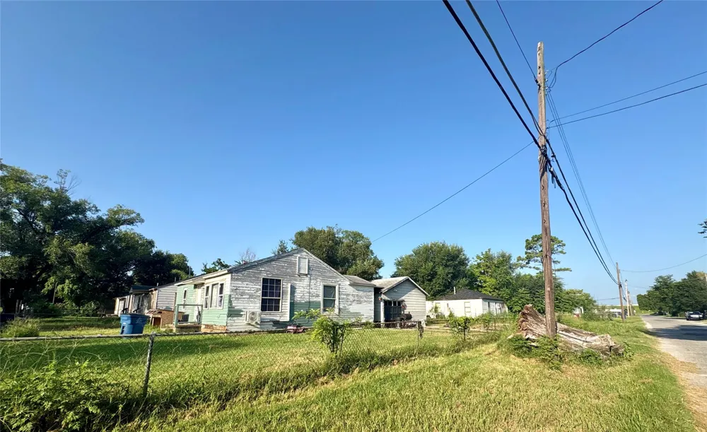 1104 S 53rd West Avenue Tulsa, OK 74127