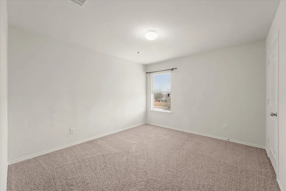 516 Clearlake Drive Waxahachie, TX 75165