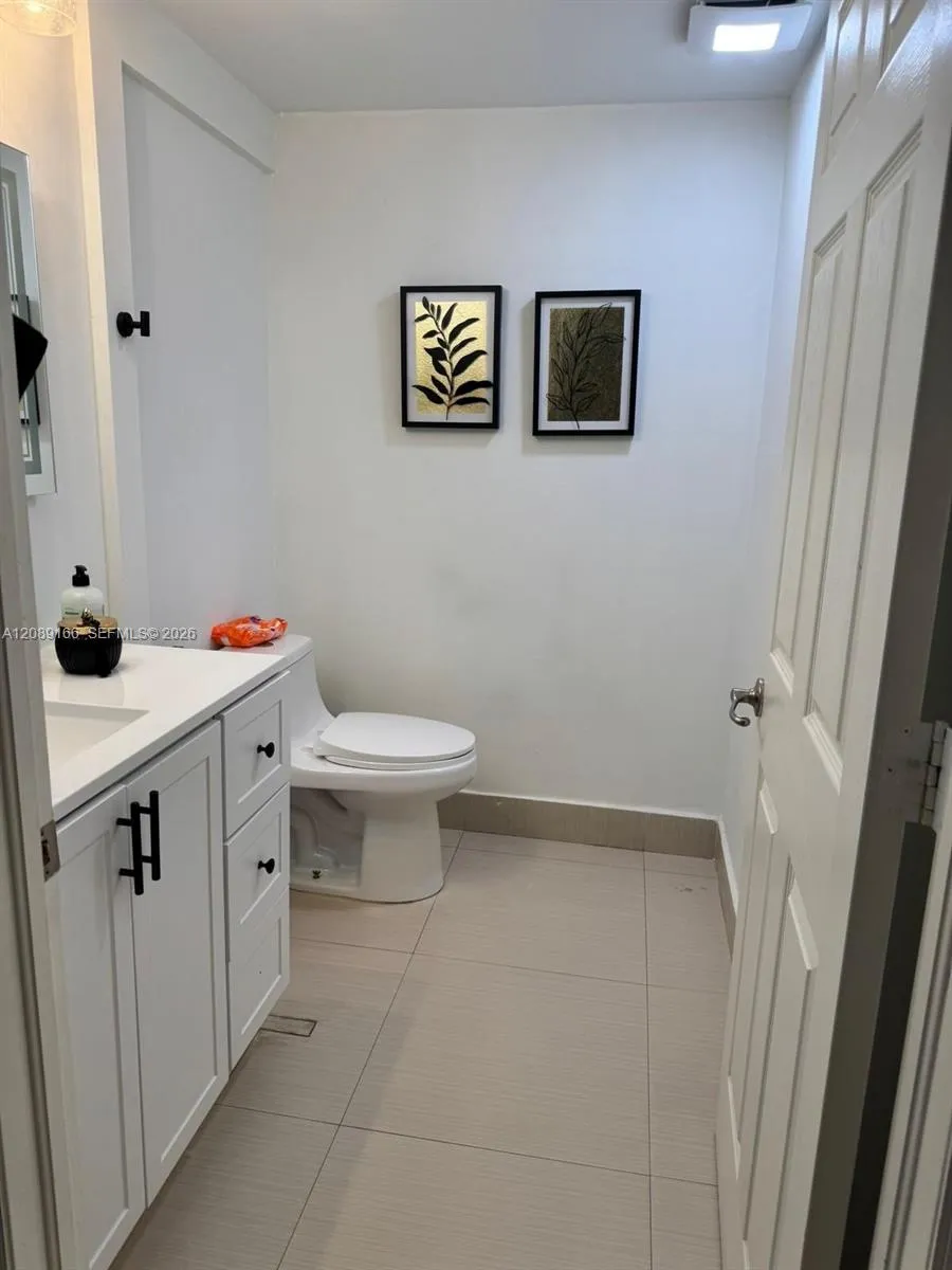 7414 NW 107th Ct Doral, FL 33178