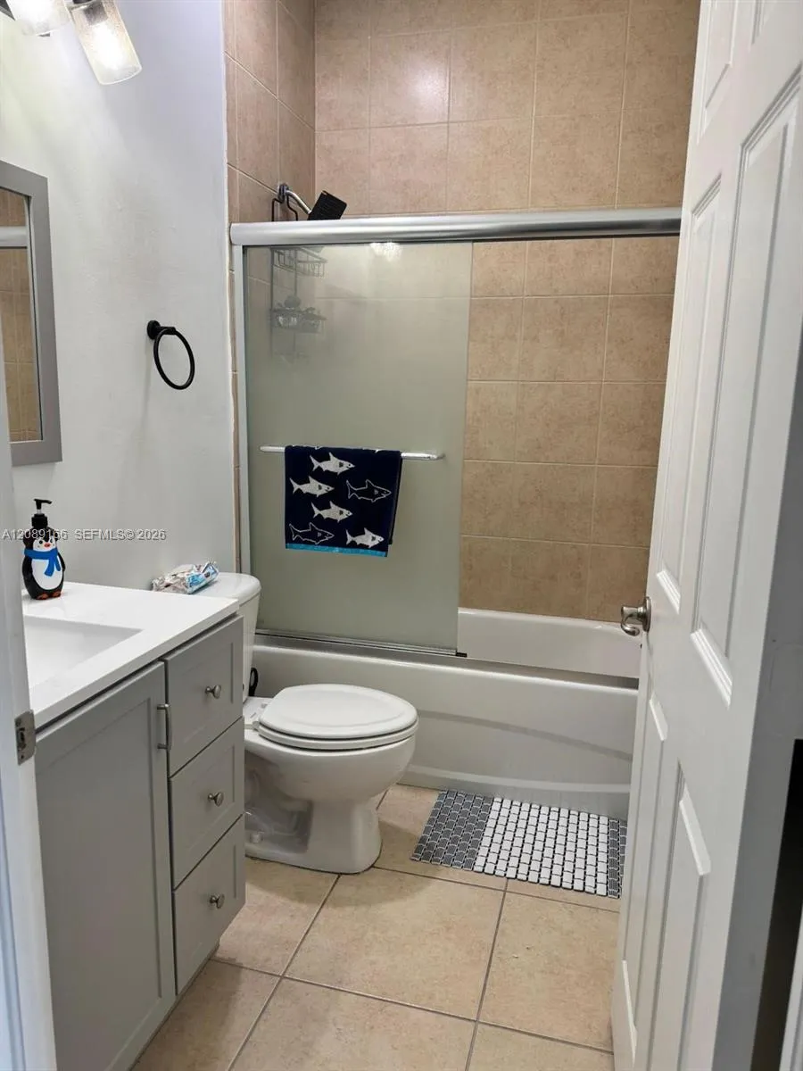 7414 NW 107th Ct Doral, FL 33178
