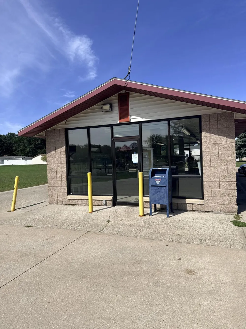 1990 Ironwood West Court Muskegon, MI 49442
