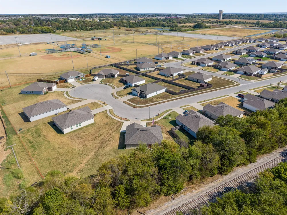 11008 100th East Avenue Owasso, OK 74055