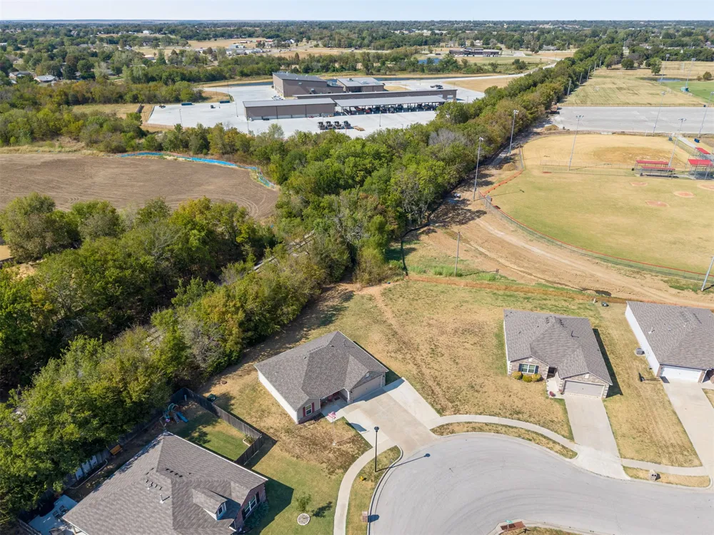 11008 100th East Avenue Owasso, OK 74055