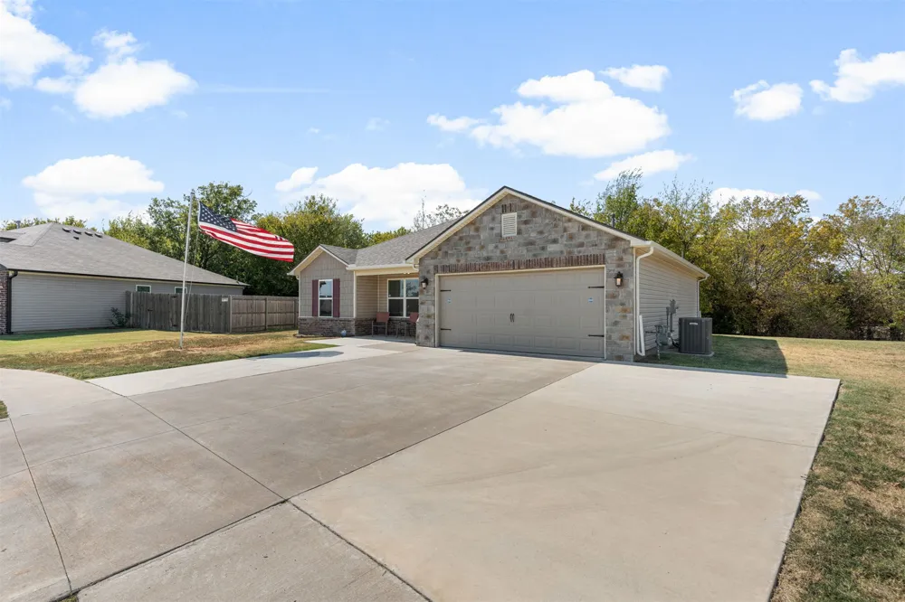 11008 100th East Avenue Owasso, OK 74055