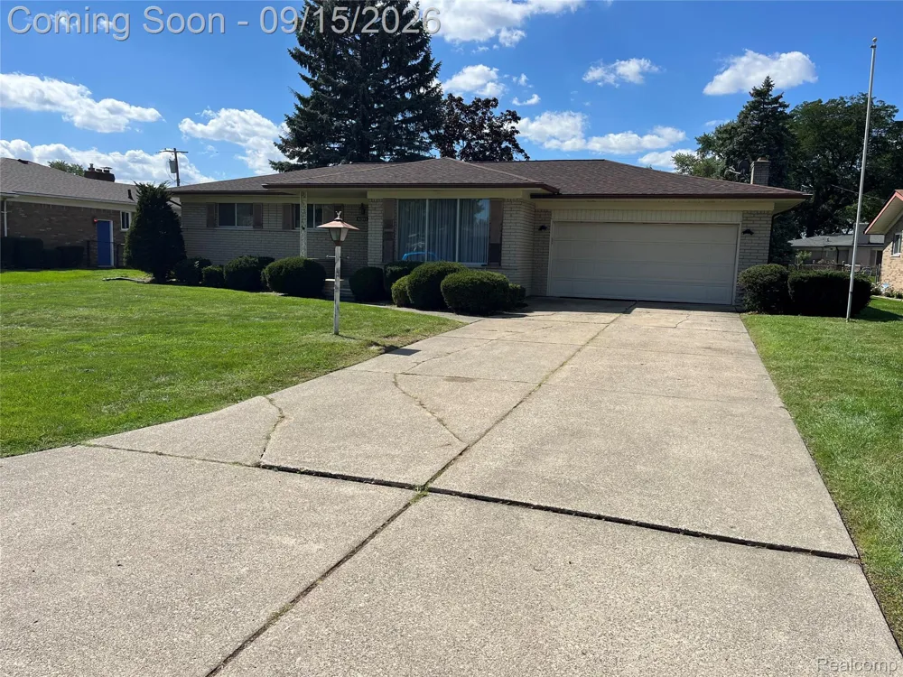 37347 Ruth Drive Sterling Heights City, MI 48312