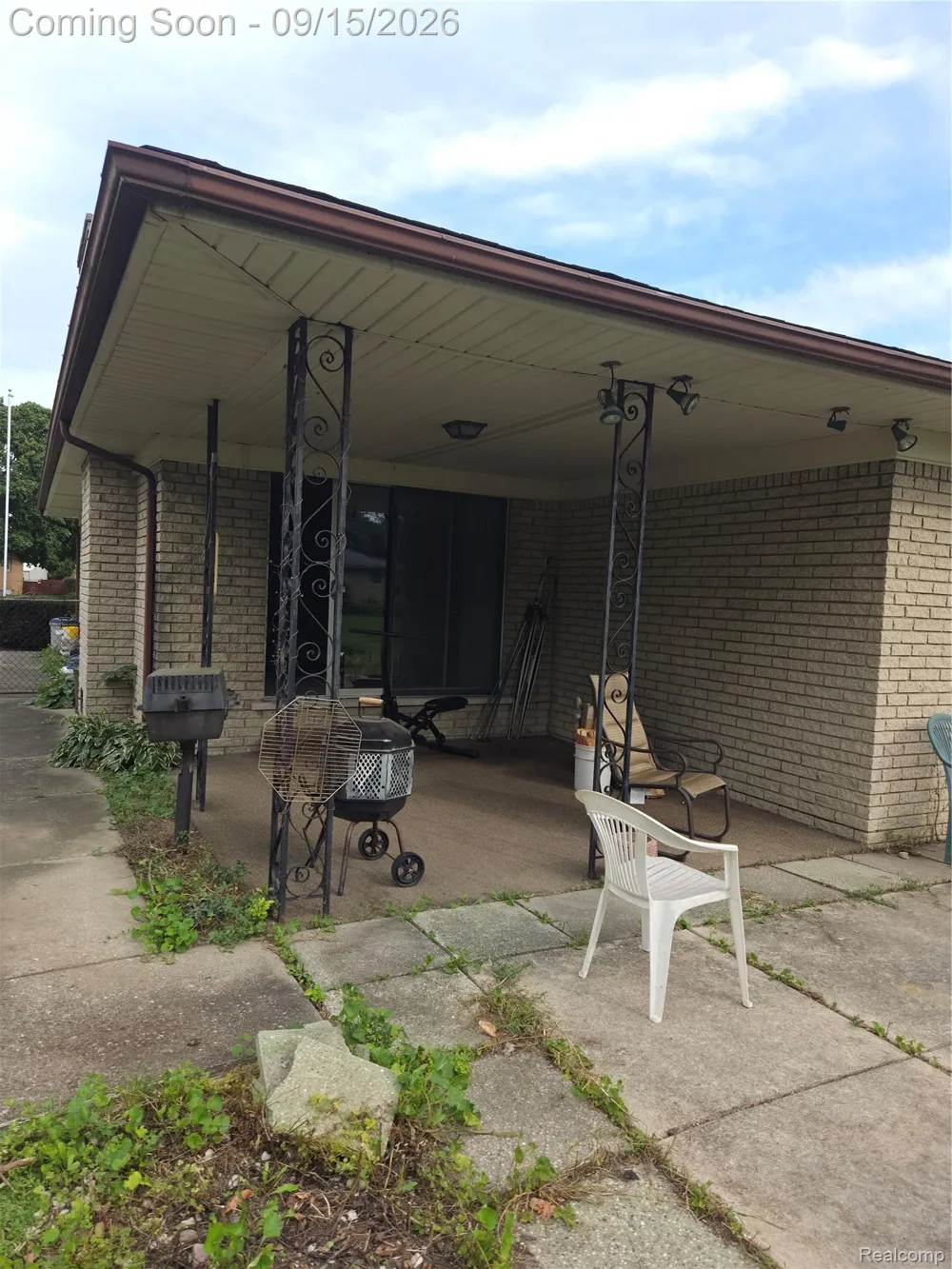 37347 Ruth Drive Sterling Heights City, MI 48312