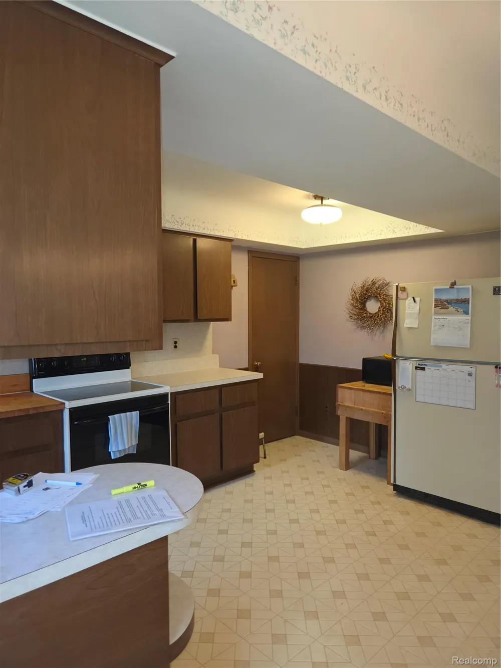 37347 Ruth Drive Sterling Heights City, MI 48312