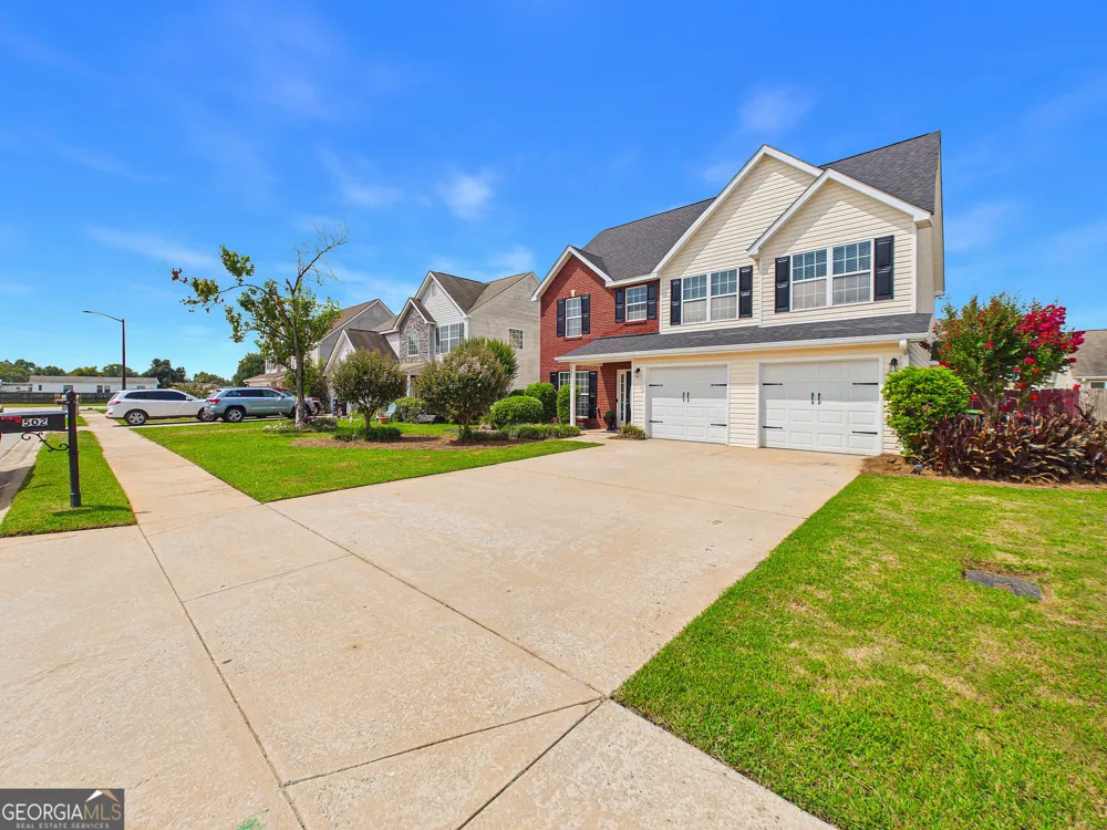 502 Timberwind DR Byron, GA 31008
