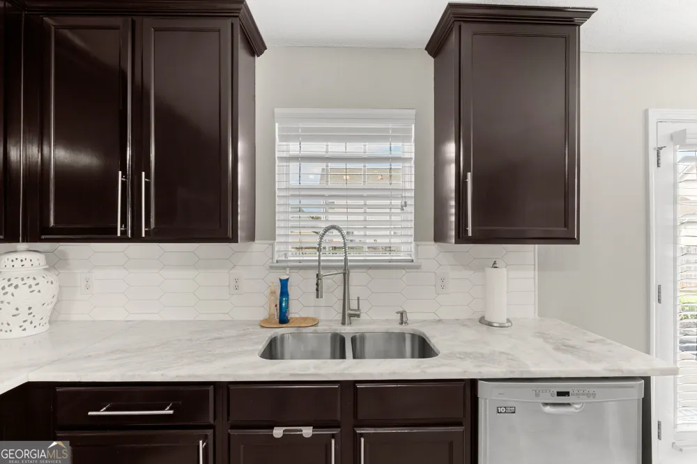 502 Timberwind DR Byron, GA 31008
