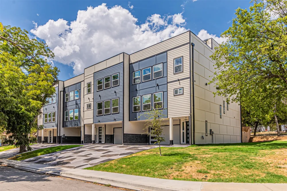 2376 Longhorn Street #C Dallas, TX 75228