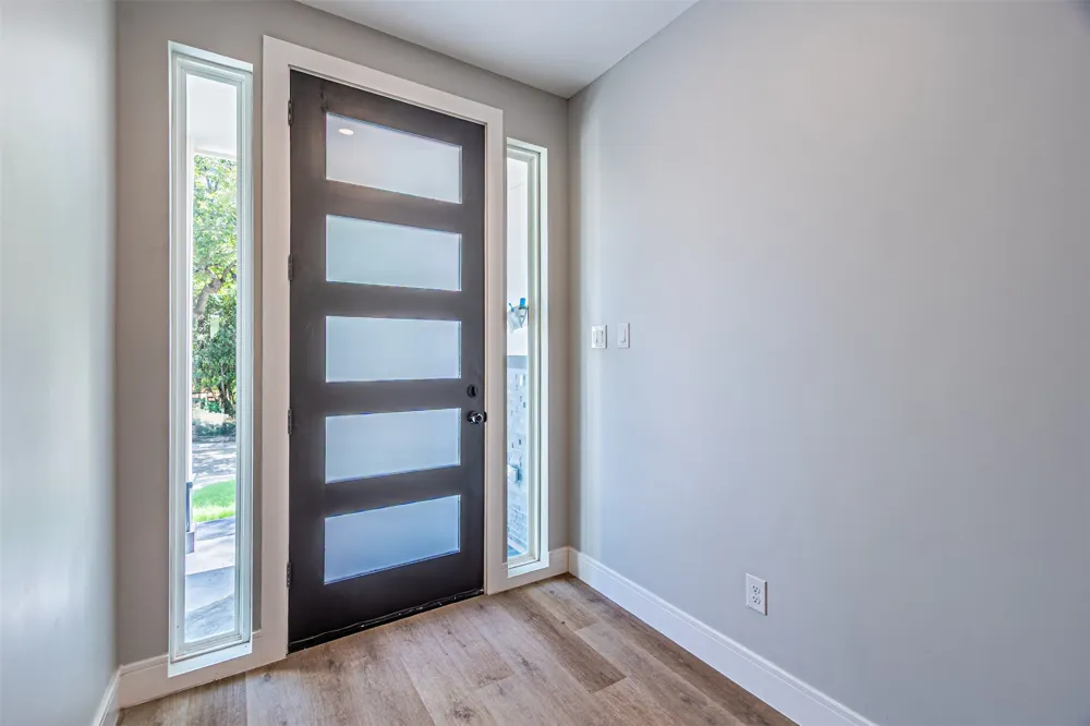 2376 Longhorn Street #C Dallas, TX 75228