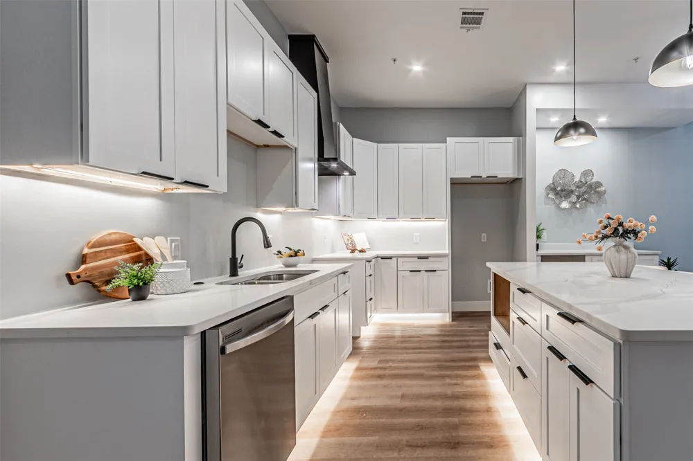 2376 Longhorn Street #C Dallas, TX 75228