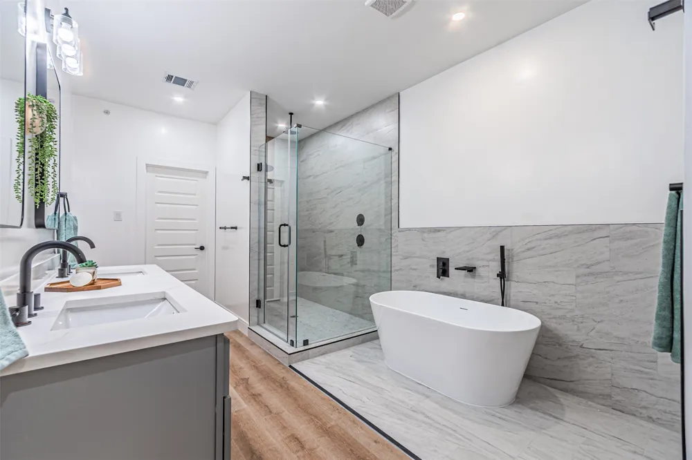 2376 Longhorn Street #C Dallas, TX 75228