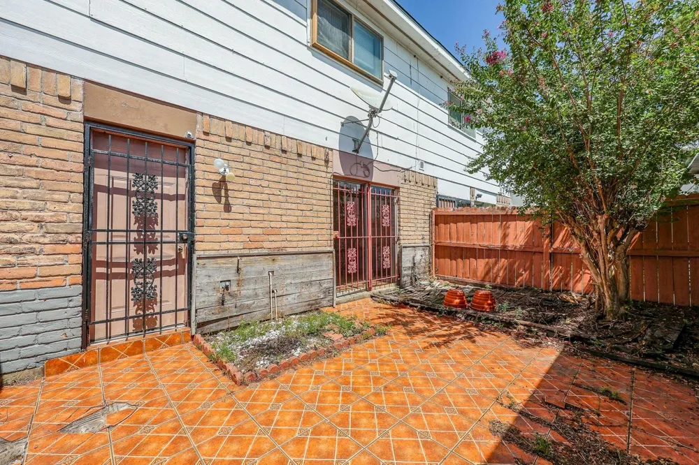 7047 Chasewood Drive Houston, TX 77489