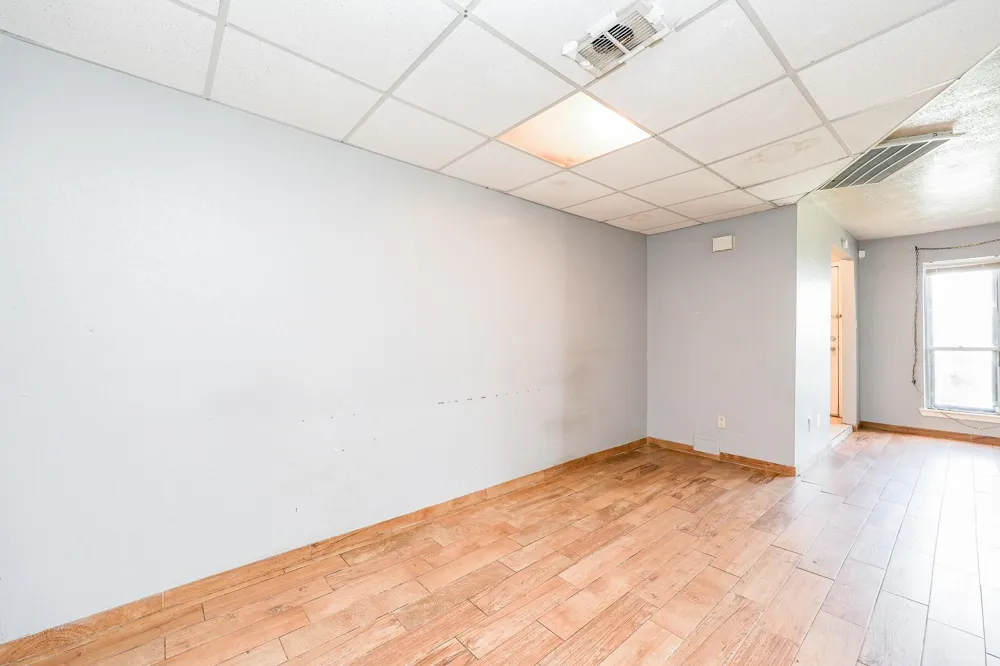 7047 Chasewood Drive Houston, TX 77489