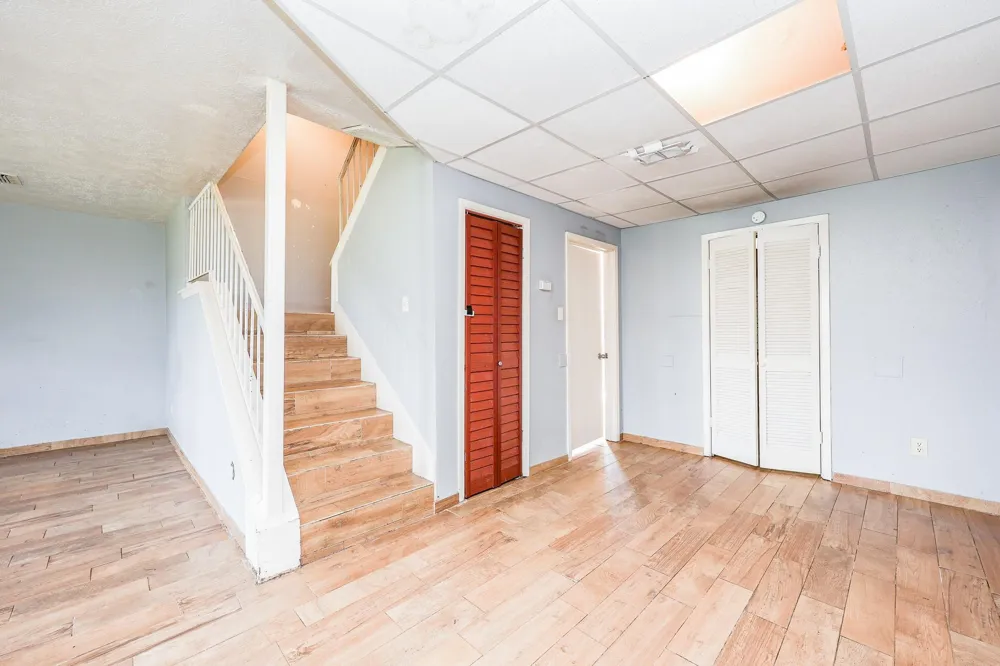 7047 Chasewood Drive Houston, TX 77489