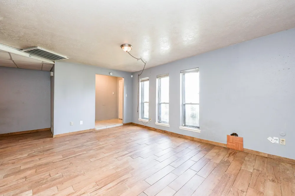 7047 Chasewood Drive Houston, TX 77489