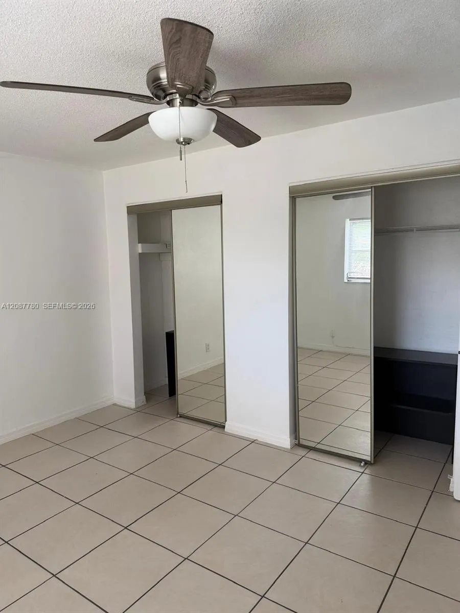 4169 SW 67 AVE #208 Davie, FL 33314