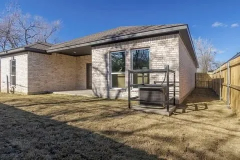 1336 E Fogg Street Fort Worth, TX 76115