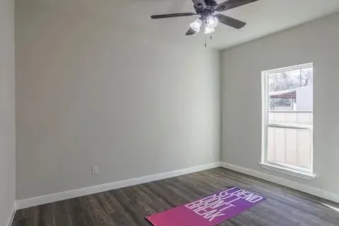 1336 E Fogg Street Fort Worth, TX 76115