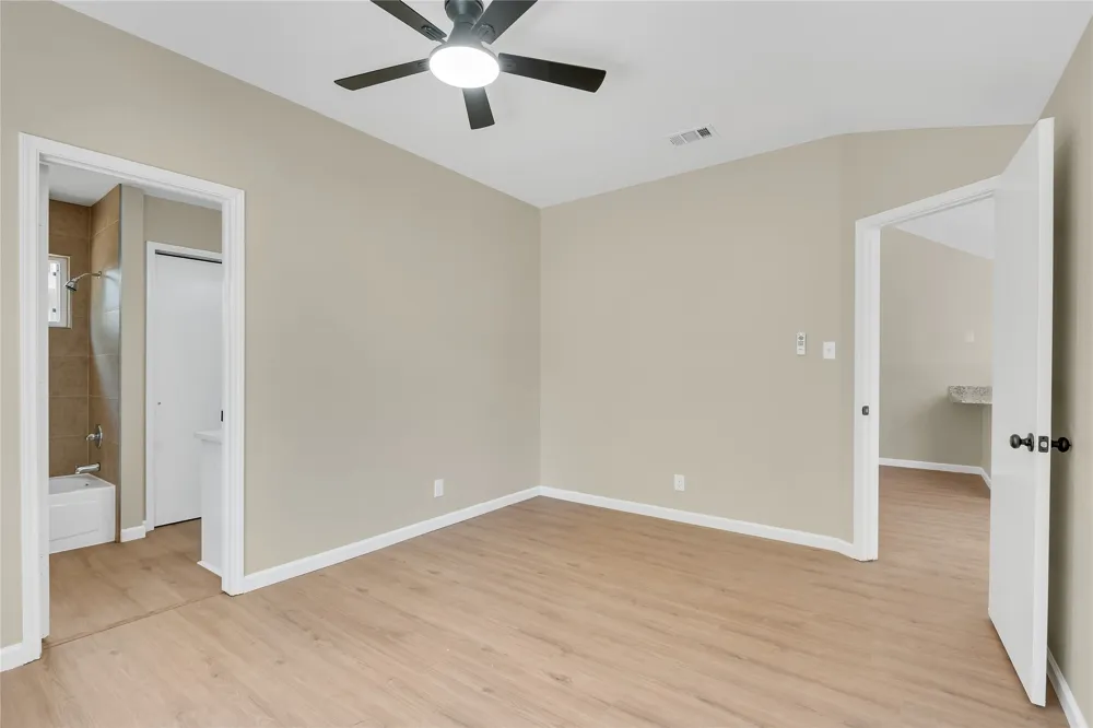 1428 Woodfern Drive Arlington, TX 76018