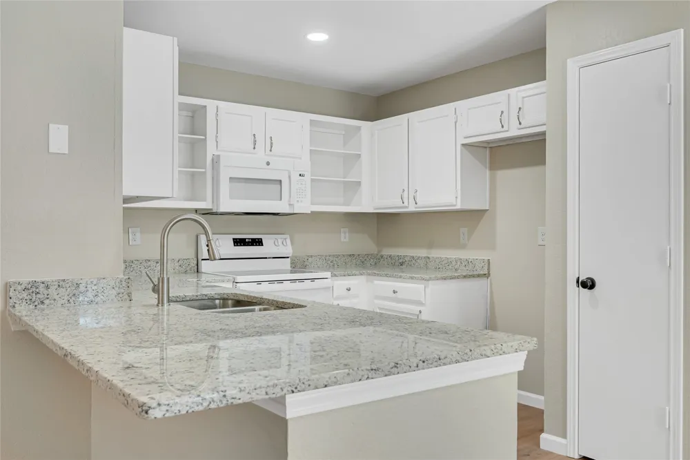 1428 Woodfern Drive Arlington, TX 76018